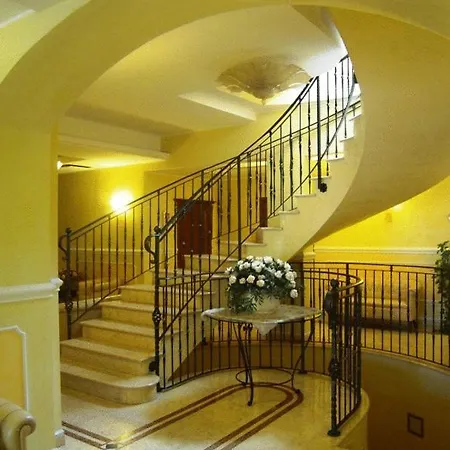 فندق Corallo فرانكافيلا أل ماري