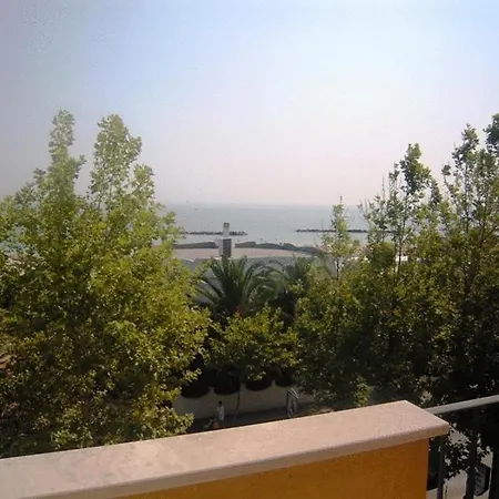 Hotel Corallo 3*