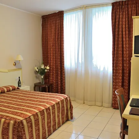 Corallo فندق فرانكافيلا أل ماري